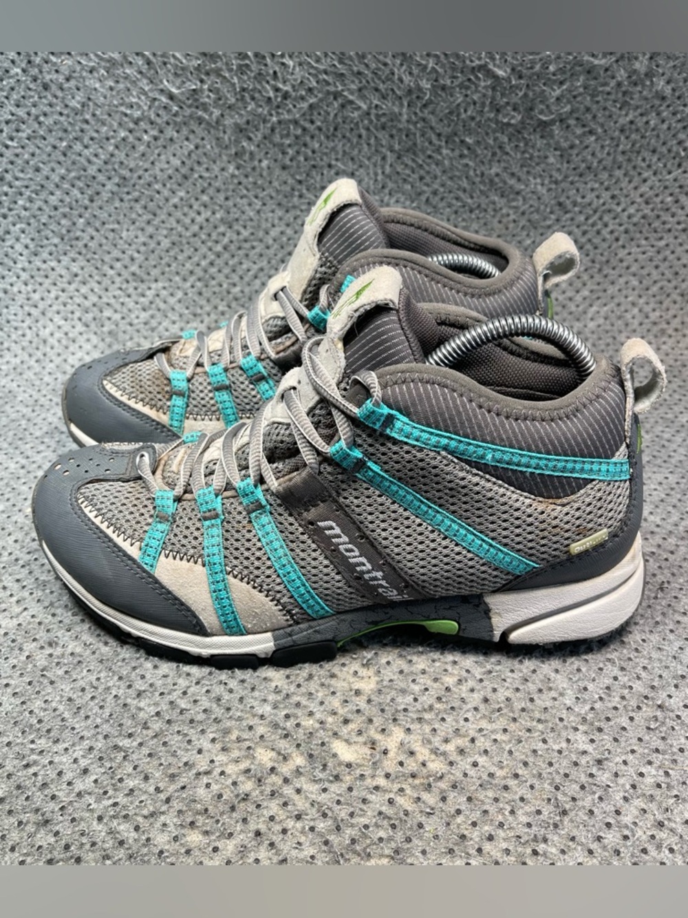 Montrail Mountain Masochist Mid OutDry Hiking Shoes Size 9 Women’s